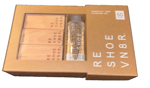 Essential shoe cleaning - shoe, kit
